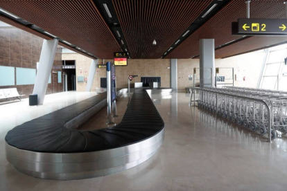La huelga en los aeropuertos amenaza el puente de diciembre. DL