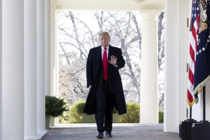 Donald Trump en una de las últimas imágenes captadas llegando a la Casa Blanca. MICHAEL REYNOLDS