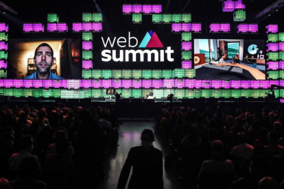 Chris Cox, jefe de Producto de Meta, participó telemáticamente en el Web Summit 2021 en noviembre. MARIO CRUZ
