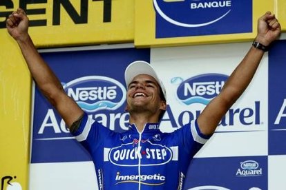 El belga Gert Steegmans, del Quick Step, se ha impuesto al esprint por delante de su compañero y amigo Tom Boonen en la segunda etapa del Tour de Francia