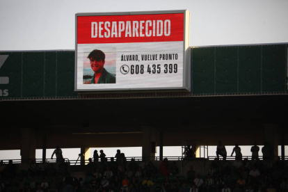 Imagen del videomarcador del estadio del Arcángel durante el encuentro Córdoba CF y Mérida de Álvaro Prieto. SALAS