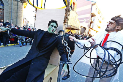 Frankenstein no quiso perderse la cita más genuina de la ciudad. Foto: Ramiro