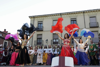 Tributo de las cien doncellas. FERNANDO OTERO