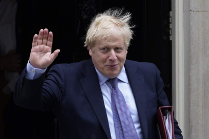 Boris Johnson abandona su residencia oficial, el 10 de Downing Street.