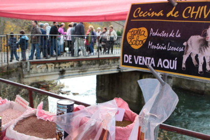 La cecina de chivo de Vegacervera forma parte del sello Tierra de Sabor, que recoge los productos más selectos de la Comunidad.