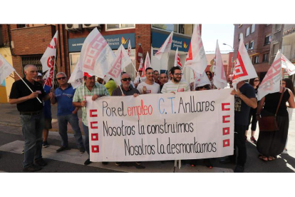 Trabajadores de Masa Galicia, en una de las concentraciones de protesta. L. DE LA MATA