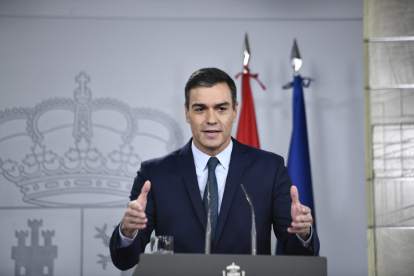 El presidente del Gobierno, Pedro Sánchez, en la primera rueda de prensa del nuevo Gobierno para informar de su composición. EFE