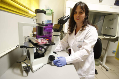 Paula Fernández Palanca, biotecnóloga, investigadora y doctora leonesa. ramiro