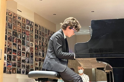 Manuel Ruiz, pianista de 14 años. DL