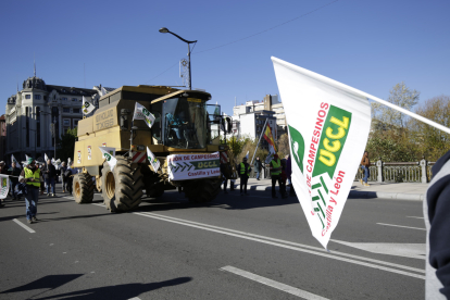 Manifestación de agricultores de UCCL. FERNANDO OTERO