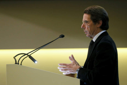 El presidente de Faes y exjefe del Gobierno, José María Aznar, pronunció ayer una conferencia. MARISCAL