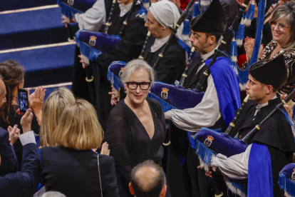 La actriz estadounidense Meryl Streep, Premio Artes, a la finalización de la gala de la 43º edición de los Premios Princesa de Asturias que se celebra este viernes en el Teatro Campoamor, en Oviedo. CHEMA MOYA