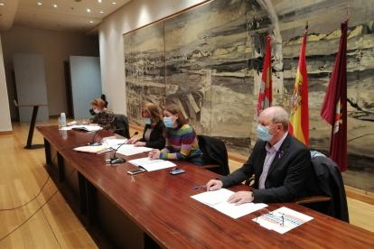 Comisión territorial contra la violencia de género celebrada esta mañana en León. JCYL