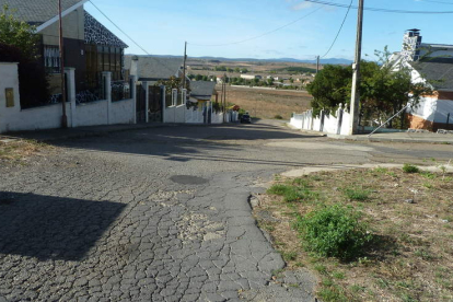 La calle Lope de Vega de Peñicas será una de las que se renovará. DL