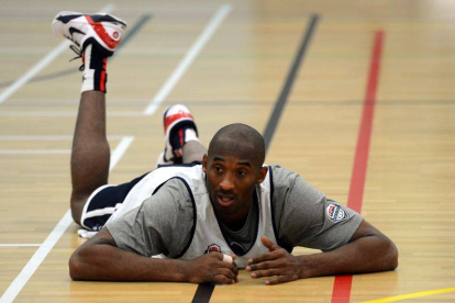 Kobe Bryant en un entrenamiento con su selección.