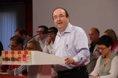 Miquel Iceta durante su interveción en el Consell Nacional del PSC, este domingo.