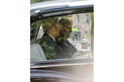 El Rey Carlos III llega a Buckingham Palace. OLIVER HOSLET
