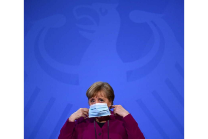 El TC alemán tira abajo todos los esfuerzos de Merkel. CLEMENS BILAN