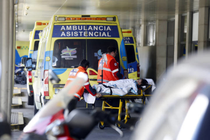Imagen de los servicios de urgencias del Hospital de Léon. MARCIANO PÉREZ