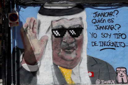 El grafiti del rey emérito del artista J. Warx en Valencia, repintado y con un nuevo mensaje. KAI FÖRSTERLING