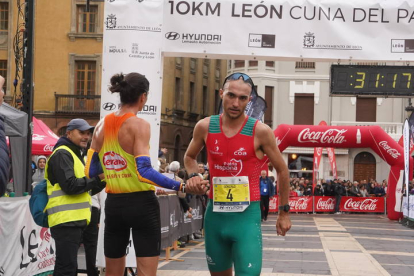 Los 10KM Ciudad de León. J. NOTARIO