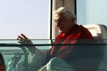 El Papa Benedicto XVI en su visita a Madrid en agosto del 2001. AGUSTIN CATALAN