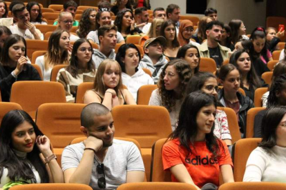 En la Semana de Bienvenida, la Universidad de León, ha explicado a los nuevos alumnos internacionales los servicios que ofrece. DL