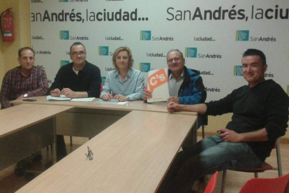Los concejales de C’s se reunieron con la Asociación de Taxi.