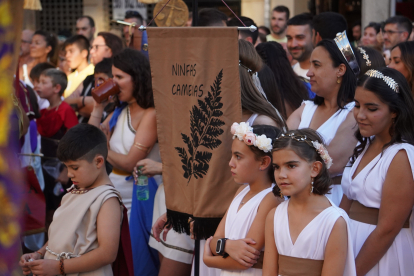 El desfile de vencedores y el entierro del héroe astur cierran la fiesta de recreación con la que Astorga difunde su historia y capta la atención de miles de visitantes. JONATHAN NOTARIO