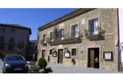 Imagen de la fachada del Ayuntamiento de Villafranca