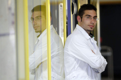 Raúl de la Puente es doctor en Biología Molecular, especializado en genética vegetal.