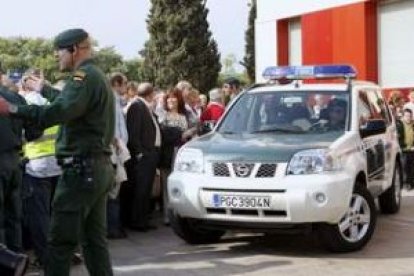 Concentración de protesta organizada ante el Ayuntamiento de Santa Coloma de Gramenet durante la red