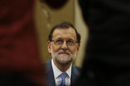 Mariano Rajoy, al inicio de su reunión con los parlamentarios del PP, este jueves.