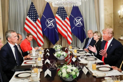 Donald Trump en un desayuno antes de la cumbre de la OTAN en Bruselas.