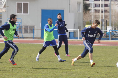 La Deportiva entrenará esta mañana antes de partir hacia Miranda de Ebro, donde juega a las nueve de la noche.