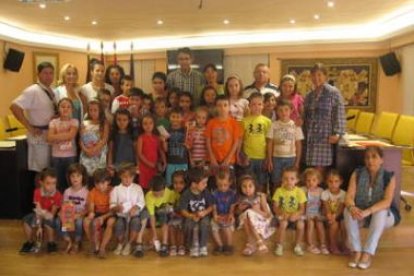 Foto de la clausura de los campamentos Crecemos en Verano.