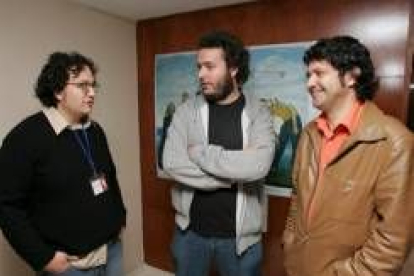 Roberto Carlos Álvarez, Carlos Ordás y Antonio Donís, momentos antes de presentar la muestra