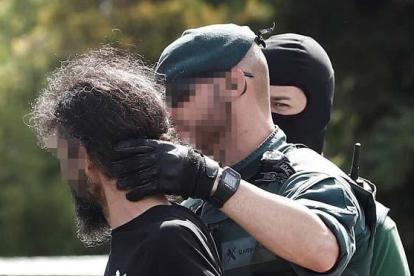 Detienen en Pamplona a un yihadista exconvicto acusado de adoctrinamiento.