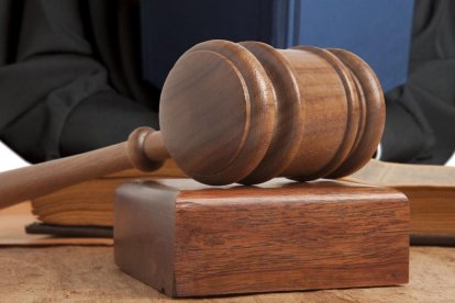 Mazo de un tribunal. /