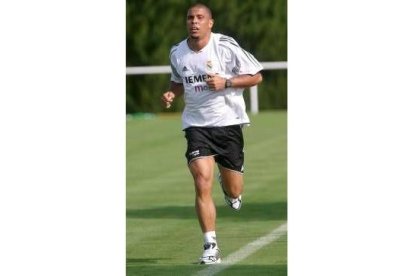 Ronaldo no pierde la sonrisa a pesar de la dureza de los entrenamientos