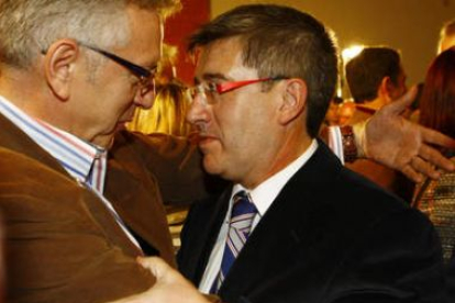Cayón y Fernández, en una imagen de archivo del congreso del PSOE en el 2008.