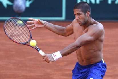 Fernando Verdasco durante el entrenamiento que realizó ayer en Córdoba.