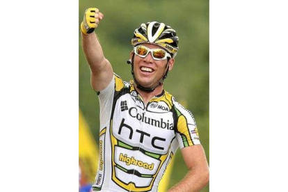 Mark Cavendish celebra su quinta victoria en este Tour.