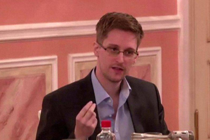 Edward Snowden, en una imagen distribuida por Wikileaks el pasado fin de semana.