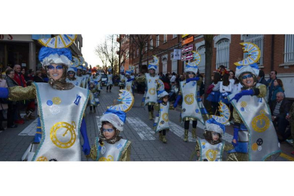Imagen del desfile de carnaval de Valencia de Don Juan del año pasado. MEDINA