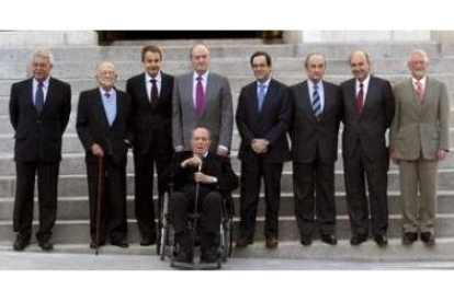 González, Carrillo, Zapatero, el rey Juan Carlos, Bono, Lavilla, Rojas Marcos y Fraga.