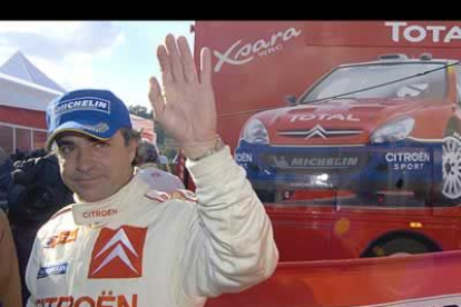 El piloto español, bicampeón del mundo, aprovechó la disputa del Rally de Cataluña para confirmar su adiós. Se retira a los 42 años, con 96 podios a sus espaldas.