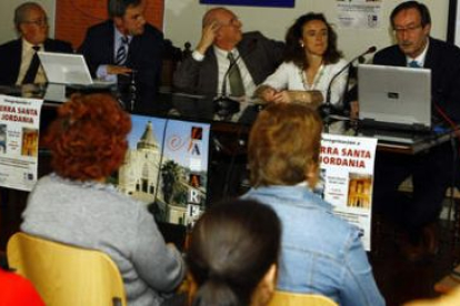 La presentación del vuelo León-Tel Aviv tuvo lugar anoche en San Isidoro