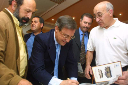 Florentino Pérez, en una visita a León de junio del año 2001. NORBERTO