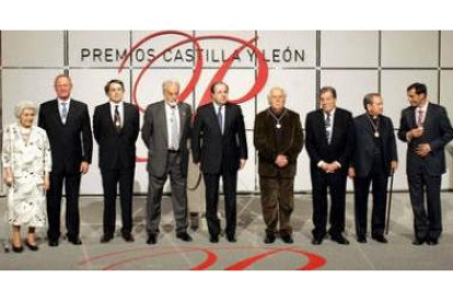 García Watterber, Laurent, Trapiello, De Saja, Herrera, Seco, Duque, Martín Patino y Viciosa.